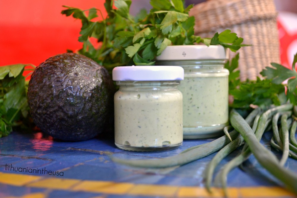 avokadu-ir-graikinio-jogurto-padazas-10-1