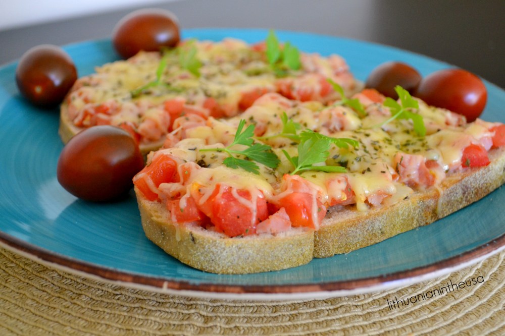 karsti-sumustiniai-su-kumpiu-ir-pomidorais-14-1