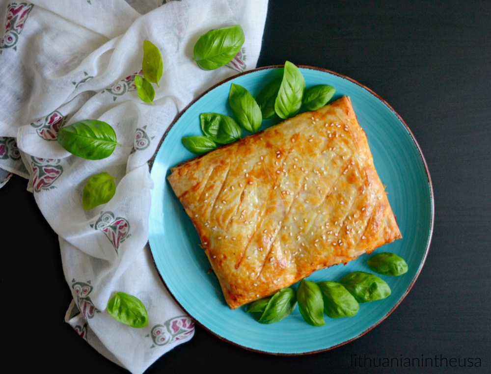 Sluoksniuotos teslos uzkandis (8) 1