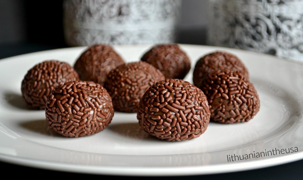 Brigadeiros (33) 1