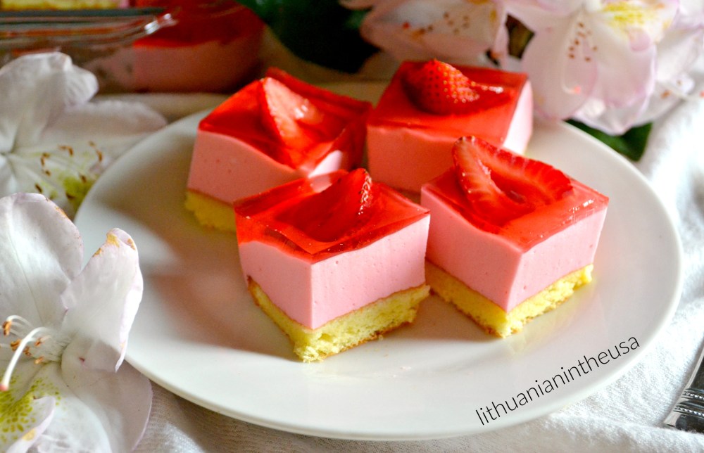 Strawberry jello cake (83) 1