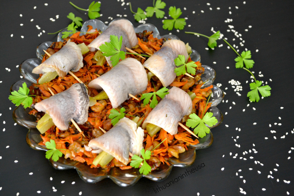 silke-su-morkom-riesutais-ir-dziovintom-slyvom-10-1