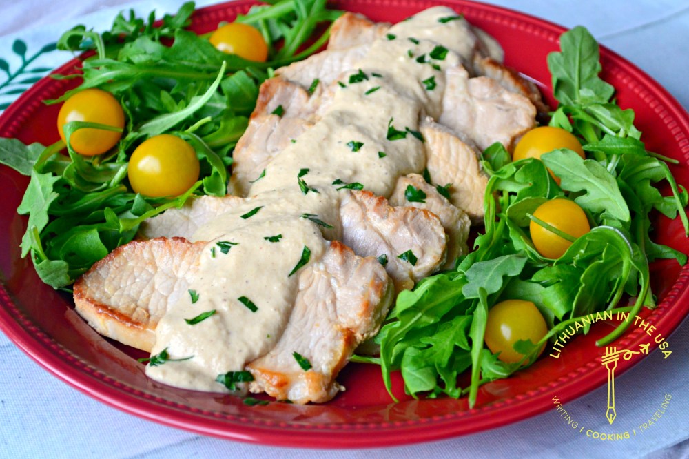 Kepsniai su svogunu-grietineles padazu (54) 1