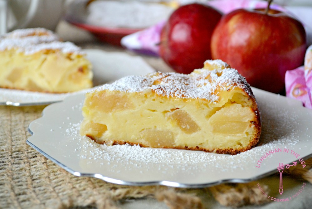 Obuoliu pyragas su naturaliu jogurtu (4) 1