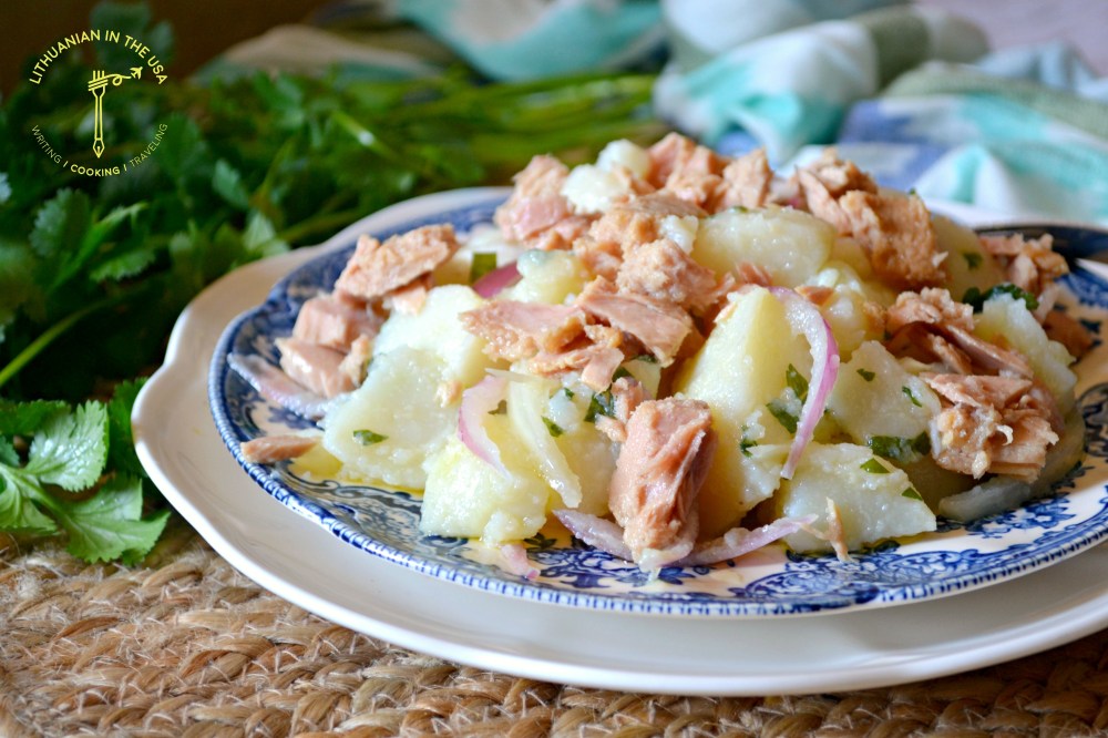 Ispaniskos bulviu ir tuno salotos (1) 1