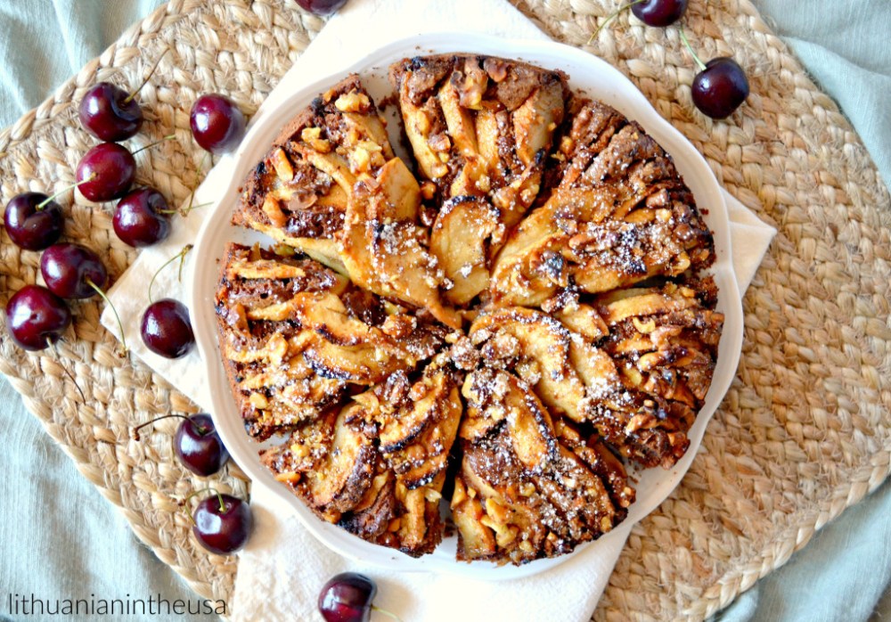 sokoladinis-obuoliu-pyragas-60-1