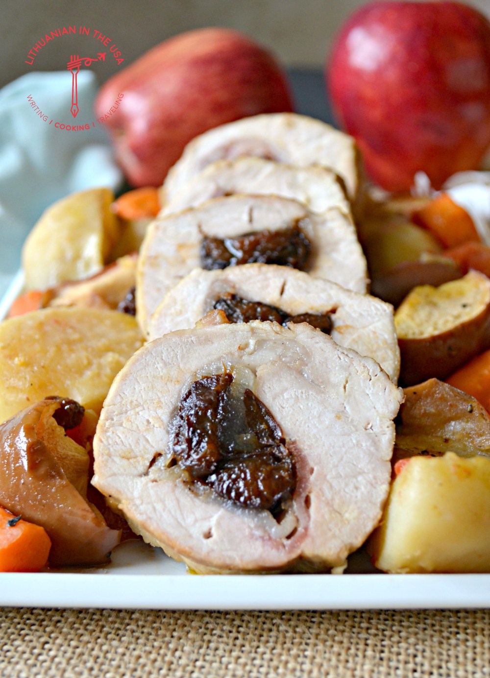 Kiaulienos vyniotinis su slyvu idaru (69) 1