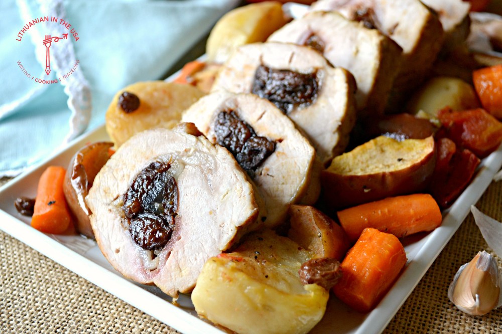 Kiaulienos vyniotinis su slyvu idaru (7) 1