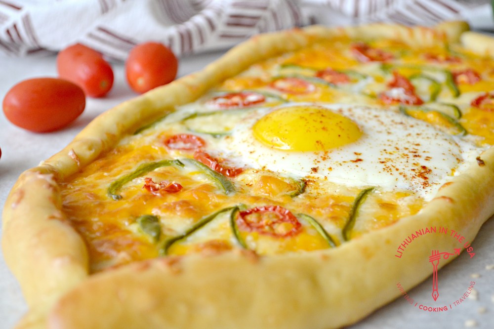 Turkiska pide su kiausiniu (66) 1