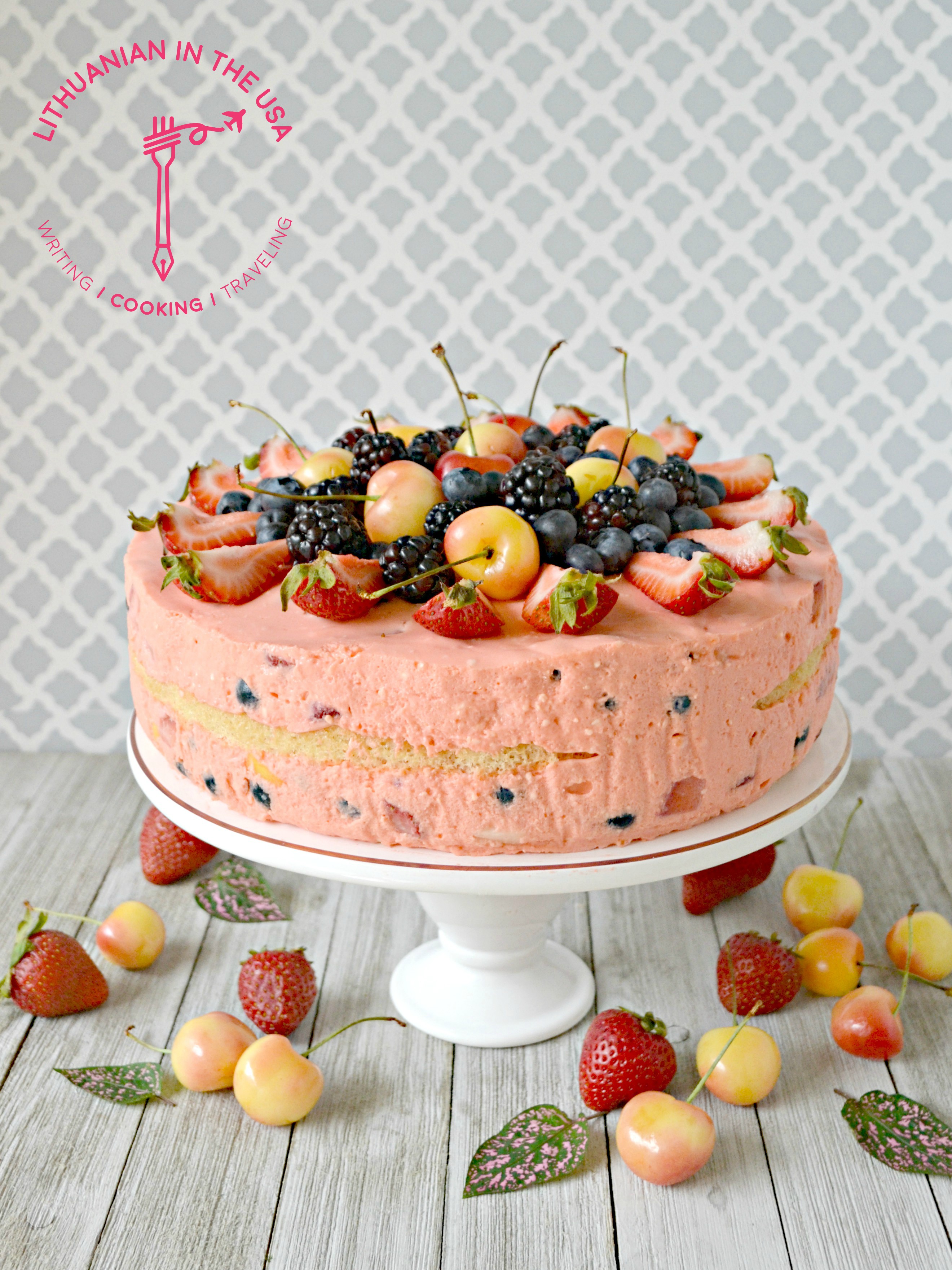 Uogu ir vaisiu tortas vasara (5) 1
