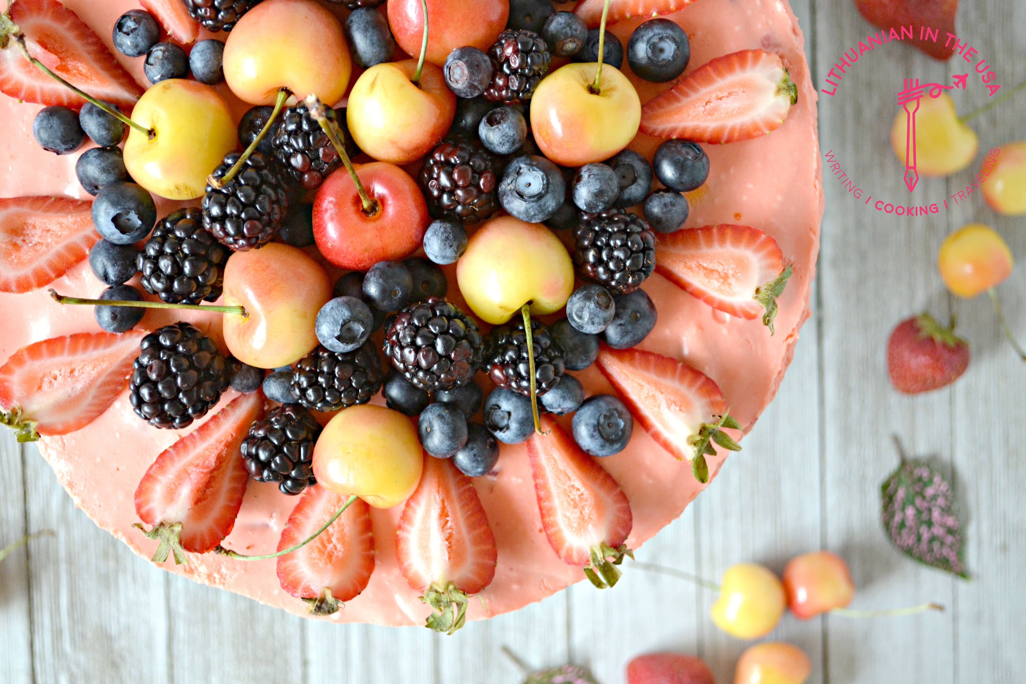 Uogu ir vaisiu tortas vasara (60) 1