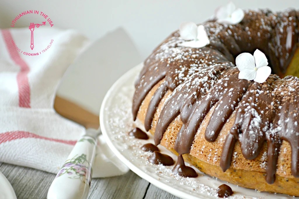 cukinijos-ir-aguonu-keksas-50-1